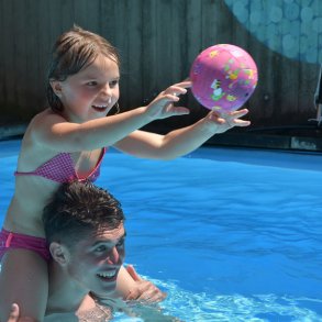 Skumbold, lyserd str. 3 -UDGR